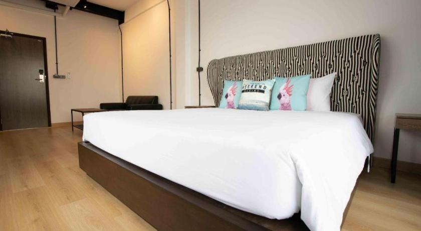 The House Pratunam Bangkok Bagian luar foto